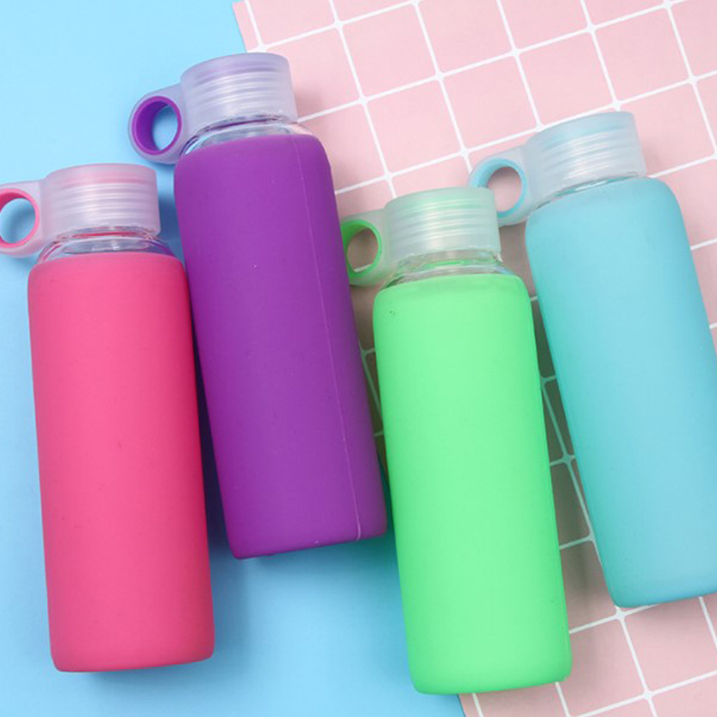 Customized BPA-free Borosilicate Glass Water Bottle with Protective Silicone Sleeve