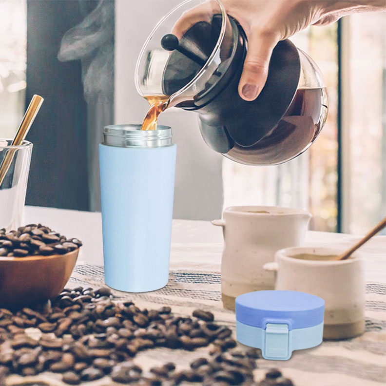 https://www.golmate.com/uploads/image/20220304/15/golmate-travel-mug-with-push-button-coffee-cups.jpg