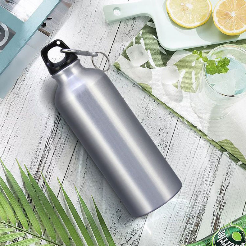 Wholesale 26oz Vacuum Sport Double Wall Thermo Insulated Water Bottles -  China Slm Water Bottle 32 Oz and 750 Ml Steel Bottle price